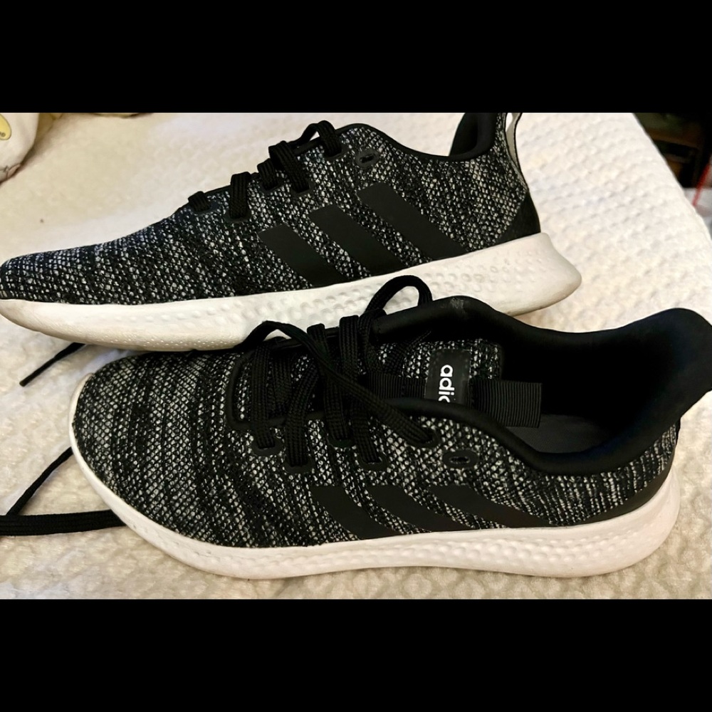 Adidas Cloudfoam Puremotion Women’s Running Shoes, Size 7-1/2 US.